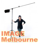 3 in 1 : Reflector arm / 2m boom / 4m light stand + sandbag