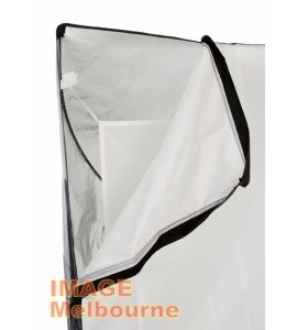 40 x 40cm square Bowens, Elinchrom or Universal softbox, double diffused