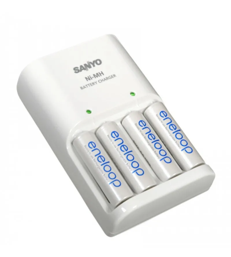 Eneloop Battery Charger & 4 x AA batteries